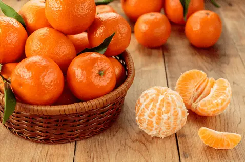 a basket of clementines